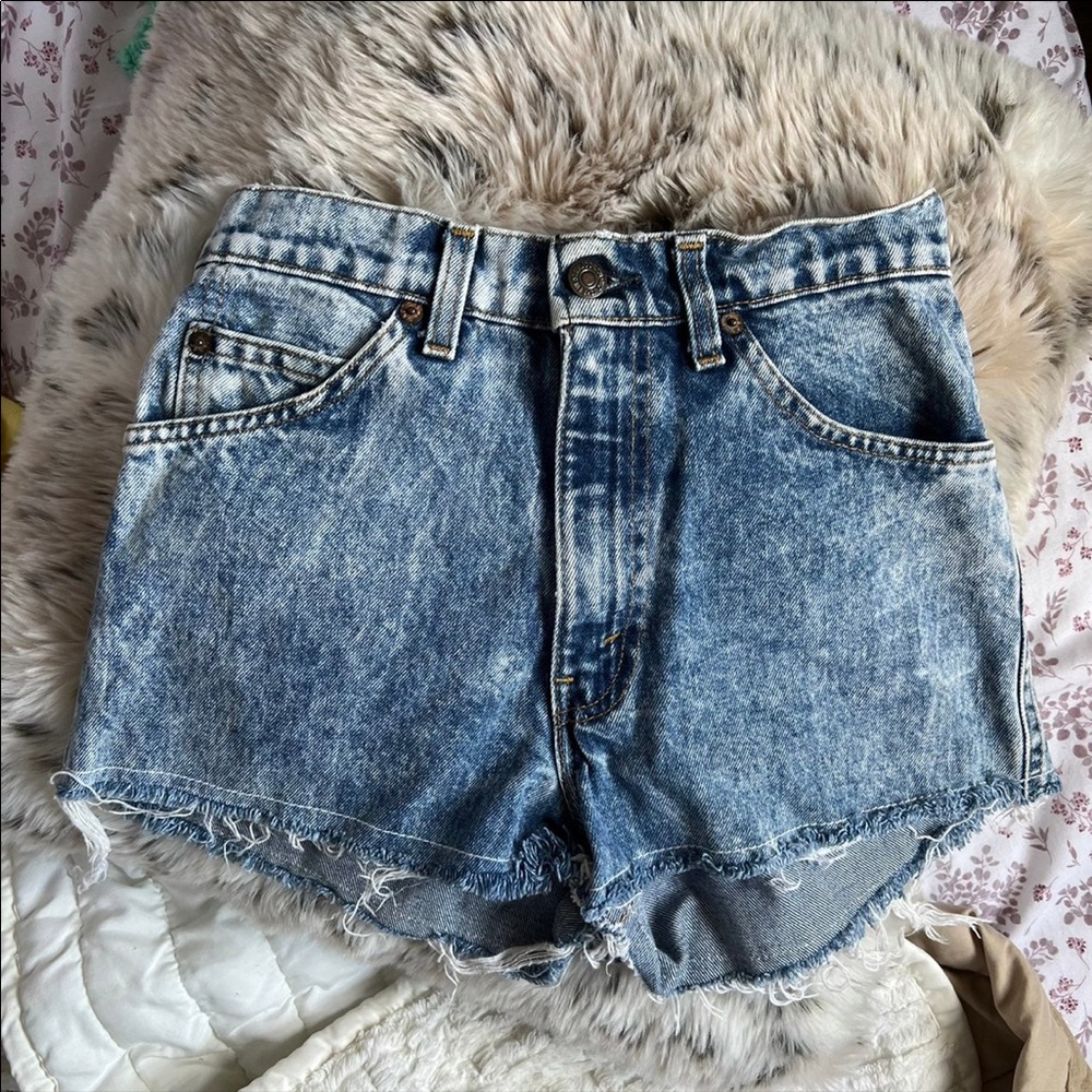Size small Levi Jean shorts